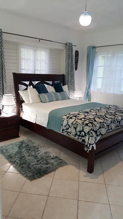 Studio19 At Mystic Ridge Apartman Ocho Rios Kültér fotó
